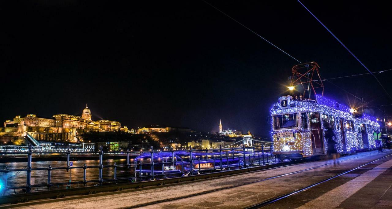 Chain Bridge * Budapest